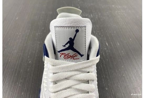 DH6927-140 DH6927-140 Jordan 4 Midnight Navy Air 0811